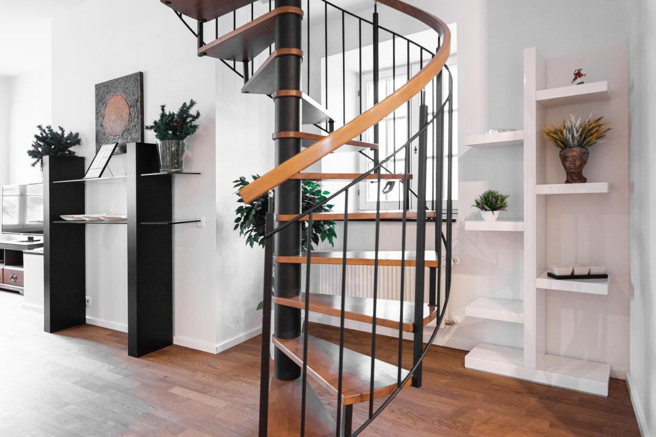 Airhome - Raekoja Plats タリン エクステリア 写真